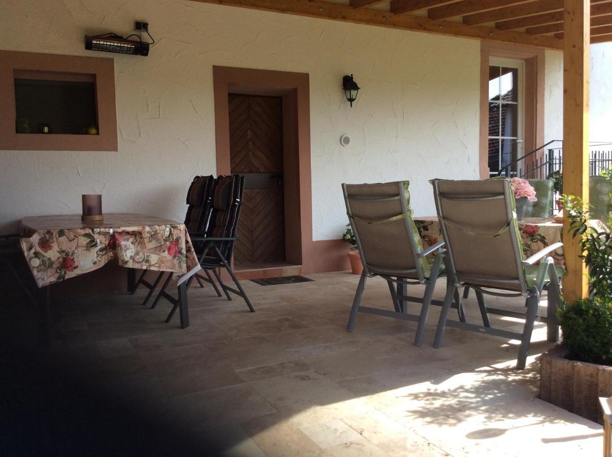 Pension Schmitz Serrig Exterior foto